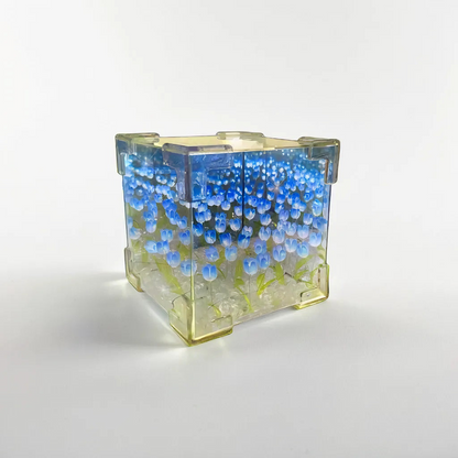 Cubo De Tulipanes Infinitos: Brillo Suave y Funcionalidad Dual